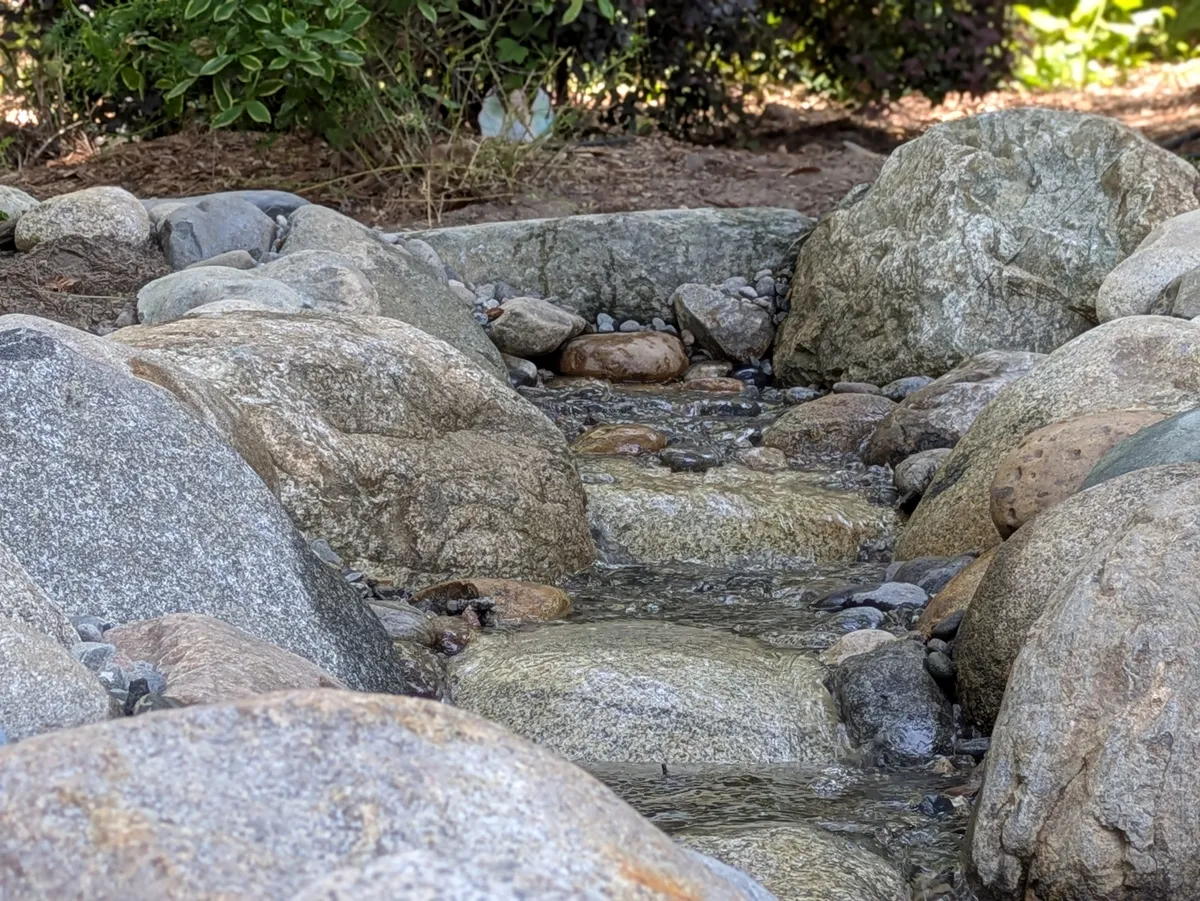 Backyard Granite Stream detail 5