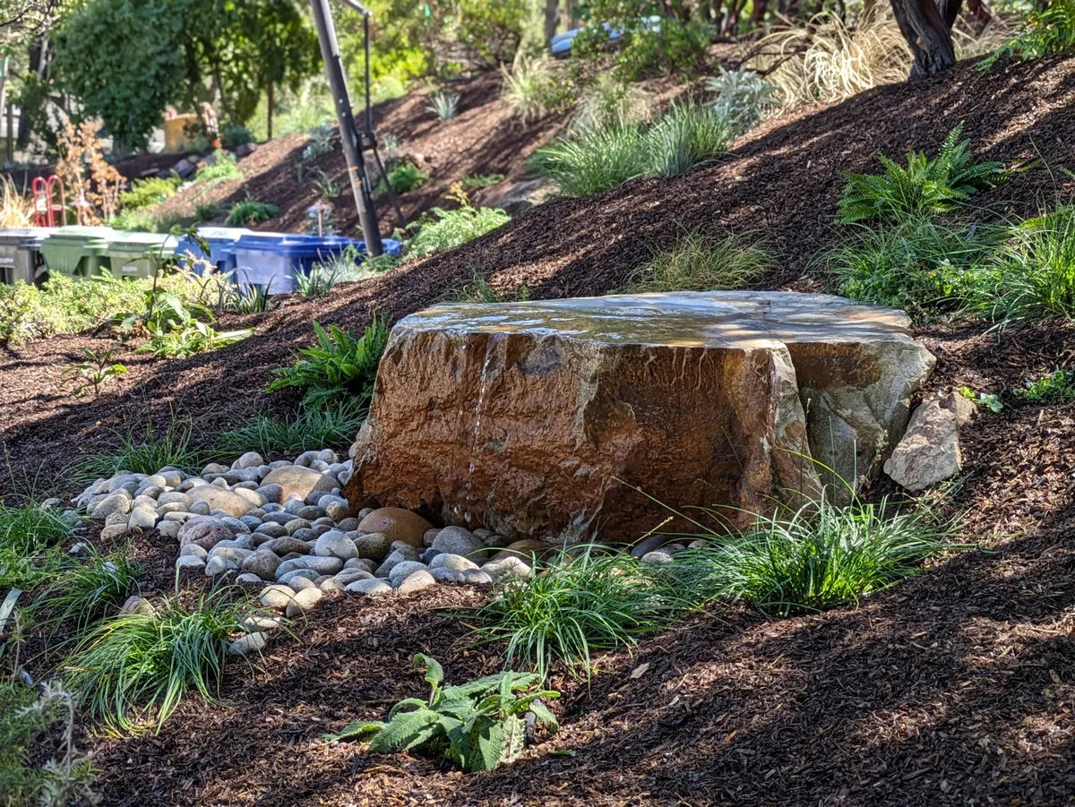 Boulder Basin Fountain detail 2